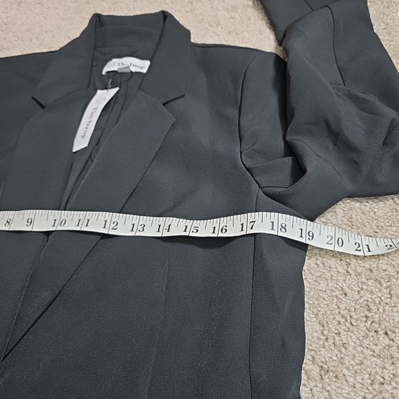 The Drop Blake Long Blazer Women’s Medium Black  Work Casual Office ($79) - Picture 9 of 11